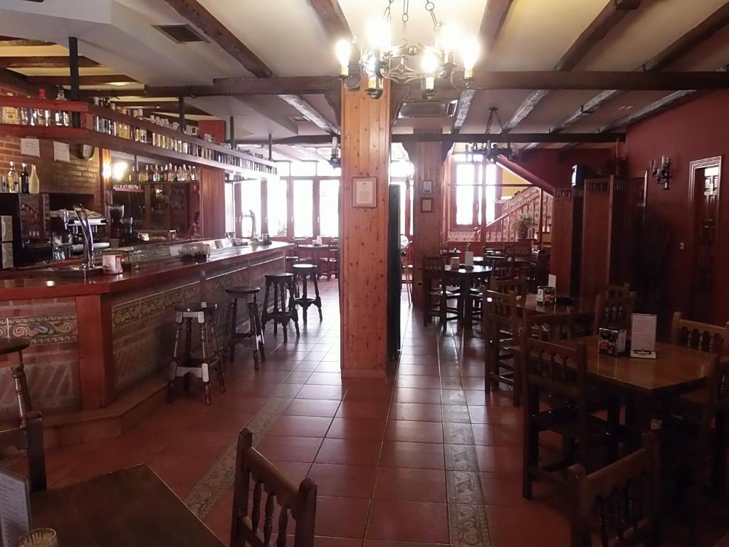 טורדסיאס Hostal-Restaurante San Antolin מראה חיצוני תמונה